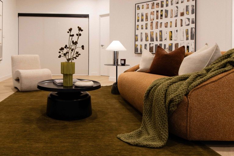 Granny flats (showroom)